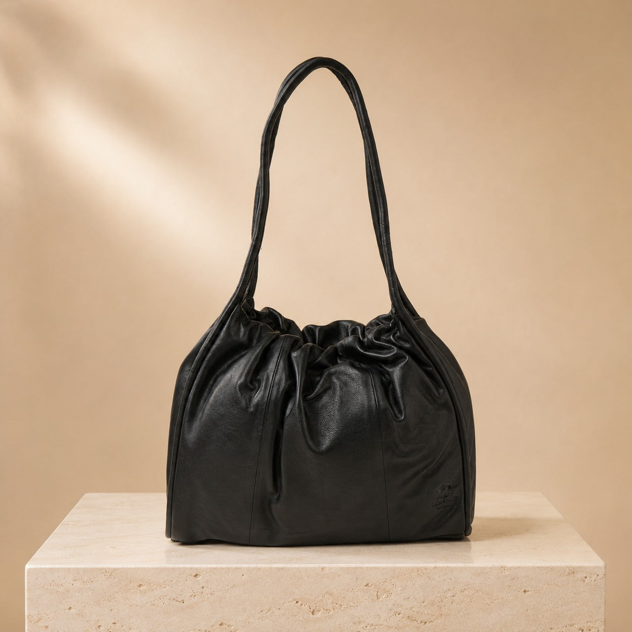 Leather Culture Black Leather Shoulder Bag